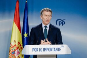Feijóo pide a la Comisión Europea ayuda para aclarar el accidente de Adamuz y analizar la regularización de inmigrantes | europapress.es
