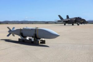 Fuerzas de EEUU utilizaron la bomba planeadora AGM-154C-1 en su ataque a Venezuela