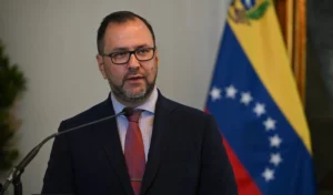Gil ratifica en Celac que Maduro sigue siendo presidente