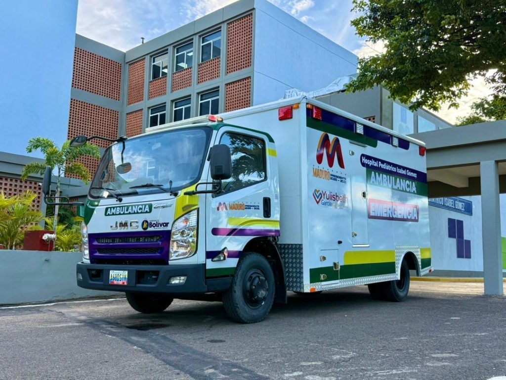 Gobierno Bolivariano entregó ambulancia en Hospital Pediátrico Isabel Gómez en Caroní