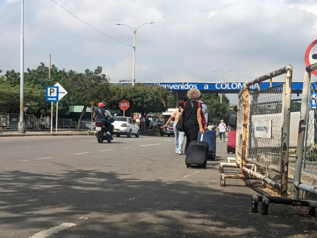 Hasta el 30 de abril migrantes venezolanos podrán solicitar el PEP Tutor en Colombia
