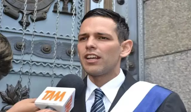 ICE detiene a exalcalde en Mérida, Carlos García