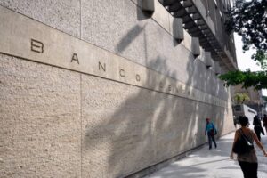 Ingresos petroleros serán utilizados a través del mercado cambiario, la banca nacional y el BCV – Correo del Orinoco