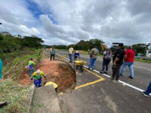 Inició reparación de falla de borde en la Troncal 10 sentido San Félix – Upata