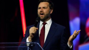 J.D Vance advirtió que Donald Trump llegará tan lejos como sea necesario para quedarse con Groenlandia