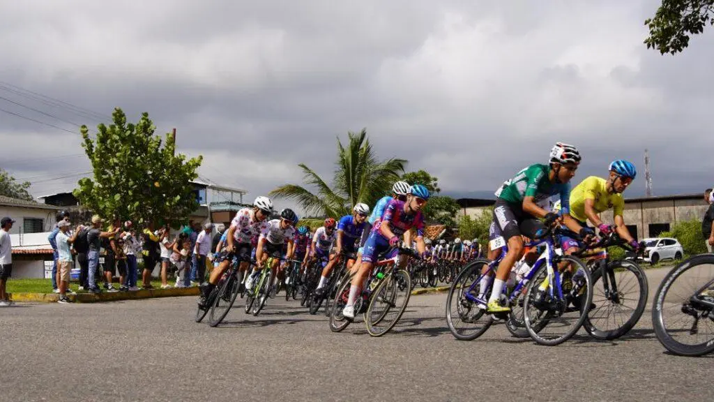 Jorge Abreu en puertas de erigirse campeón de la Vuelta al Táchira 2026