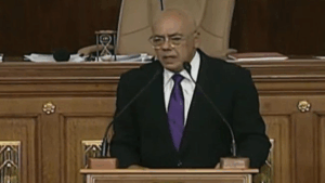 Jorge Rodríguez adopta un tono conciliador en su reelección AN