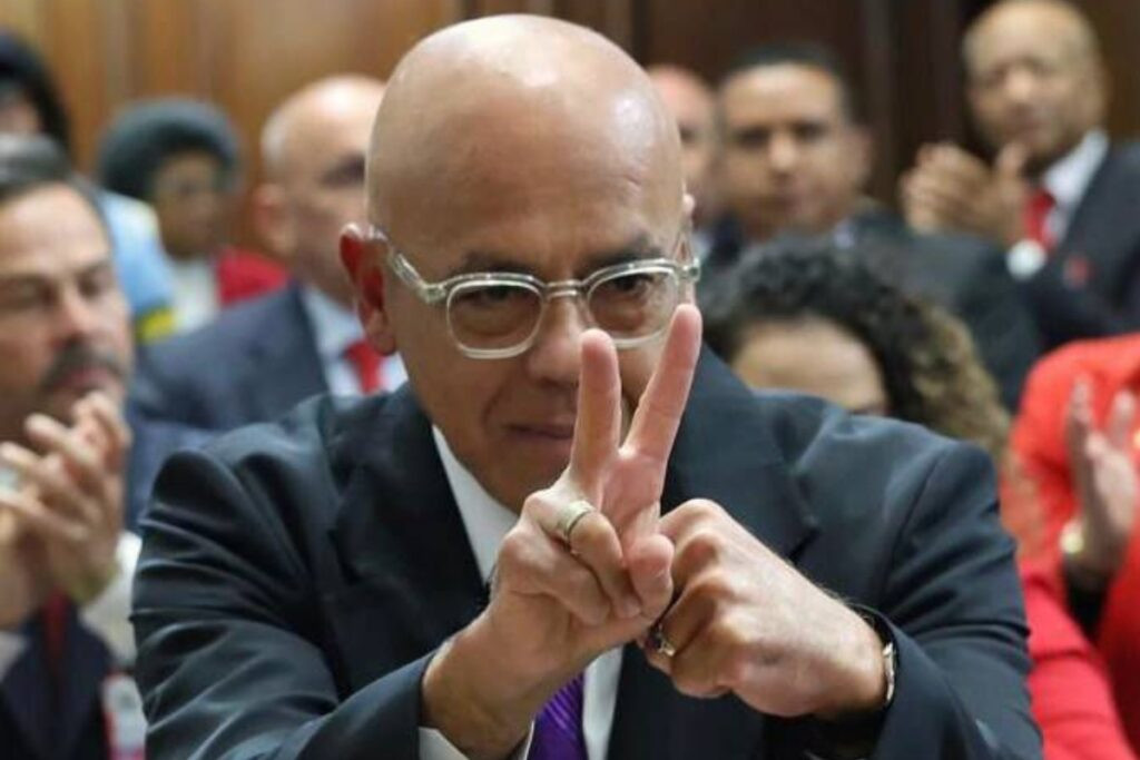 Jorge Rodríguez asumió nueva directiva de la AN chavista pidiendo perdón