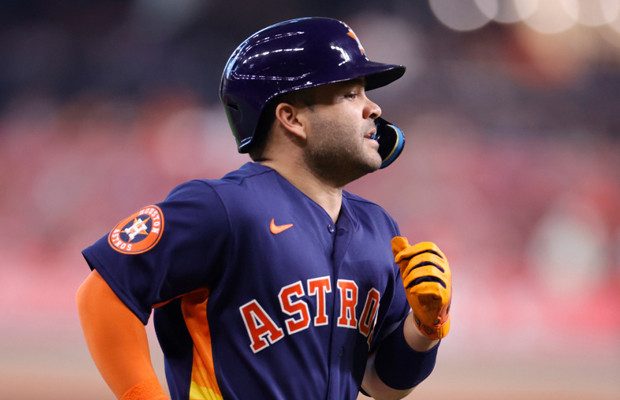 José Altuve se baja del Clásico Mundial 2026