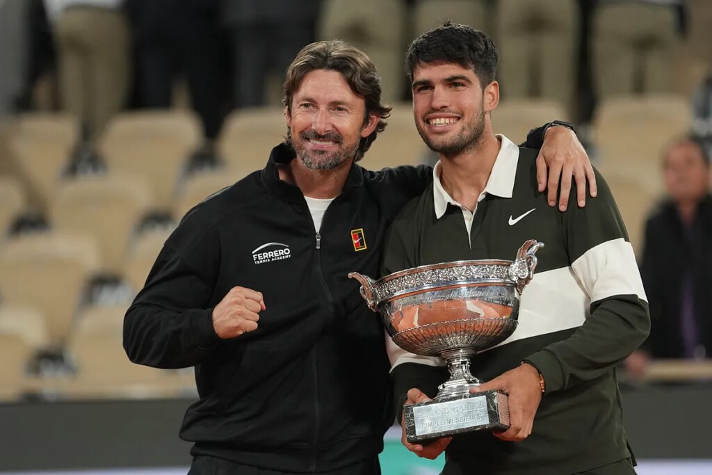 Juan Carlos Ferrero: "Es duro ver a Alcaraz competir y a todo tu equipo sentado en la silla"