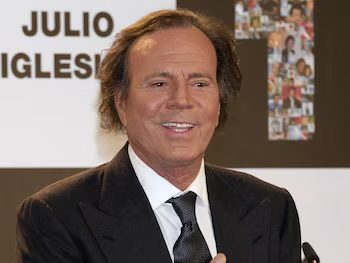 Julio Iglesias acusado de agresión  sexual por dos extrabajadoras de sus mansiones – Diario El Luchador