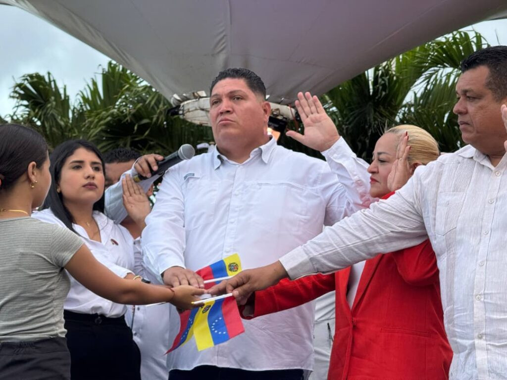 Juramentan directivas del Consejo Legislativo y del Concejo Municipal