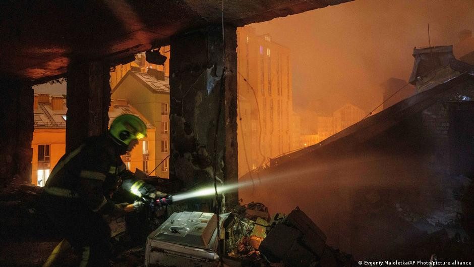 Kiev queda sin calefacción por ataque y alcalde pide evacuar – DW – 09/01/2026