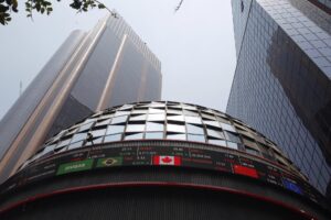 La Bolsa mexicana sube .25 % y alcanza un nuevo máximo histórico