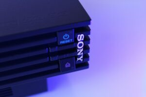 La CPU de PS2 era tan, pero tan potente que Sony casi no podía repartirla a los devs por miedo a que se usase con fines militares