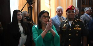 La Justicia de EE.UU. cerca al chavismo por crimen organizado justo en el relevo del poder en Caracas