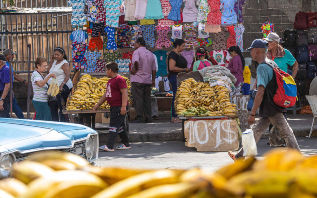 La agonía económica de un país destrozado por la inflación