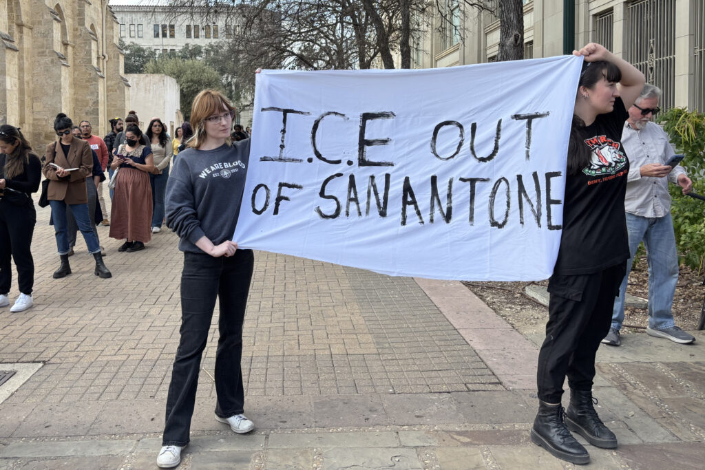 La ciudad con mayor población hispana de Texas, en tensión por aumento de presencia de ICE - AlbertoNews