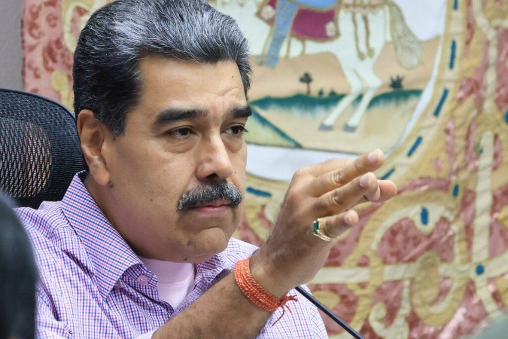 La razón por la que Nicolás Maduro quiere cambiar los pozos petrolíferos por hortalizas