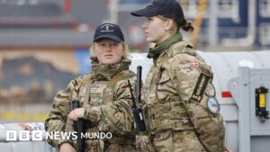 Las amenazas de Trump a sus aliados europeos por Groenlandia nos llevan a un territorio surrealista y sumamente peligroso