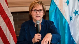 Laura Dogu nueva jefa de misión de EEUU en Caracas