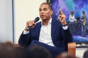 Liberado el periodista Don Lemon, detenido por cubrir protestas contra el ICE en Minnesota: «No me callarán» | europapress.es