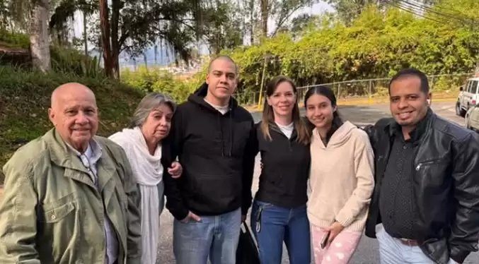 Liberan a Roland Carreño y Nakary Mena elavando a nueve la cifra de periodistas excarcelados