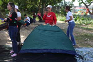 Los otros costos de esperar las excarcelaciones en Venezuela