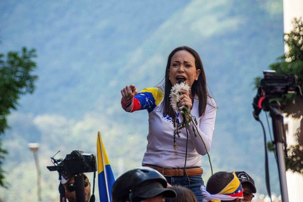 Machado anuncia que ha llegado "la hora de la libertad" para Venezuela