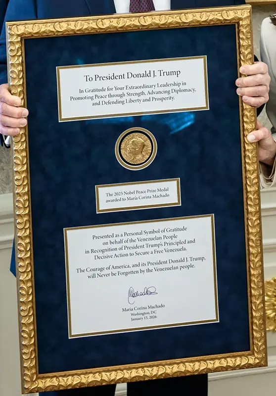 Machado entregó a Trump la medalla del Nobel enmarcada con un mensaje de «gratitud»