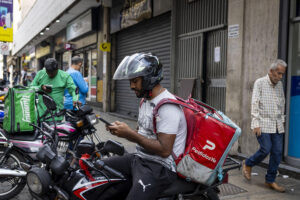Miedo, inflación e incertidumbre vuelven a las calles de Caracas
