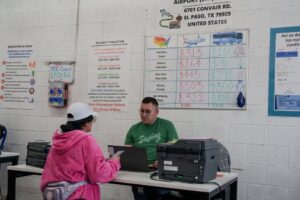 Migrantes venezolanos solicitaron a tribunal de California restablecer el TPS