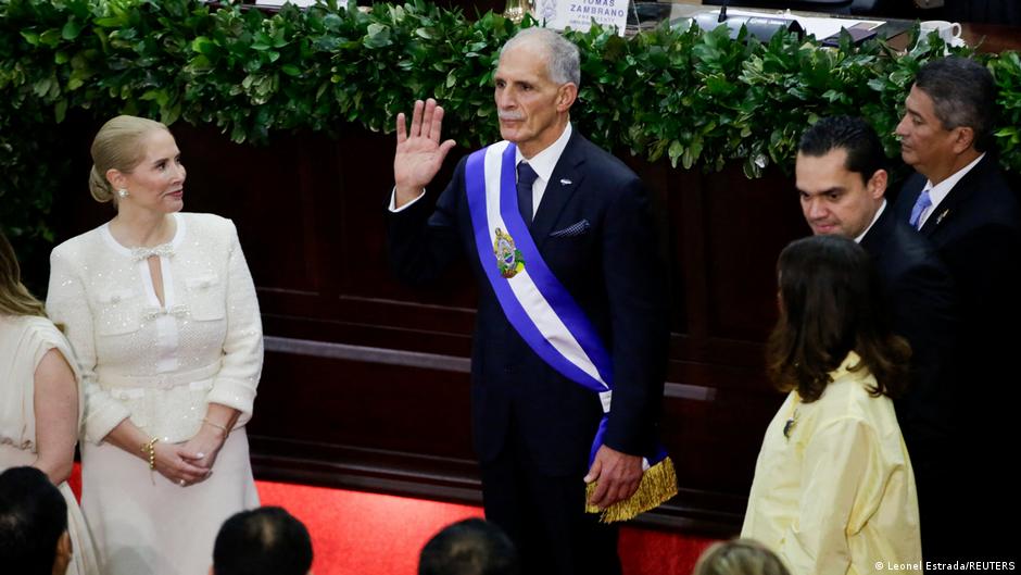Nasry Asfura es juramentado como presidente de Honduras