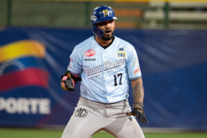 Navegantes derrotaron a las Águilas y alcanzaron su primera victoria de la postemporada
