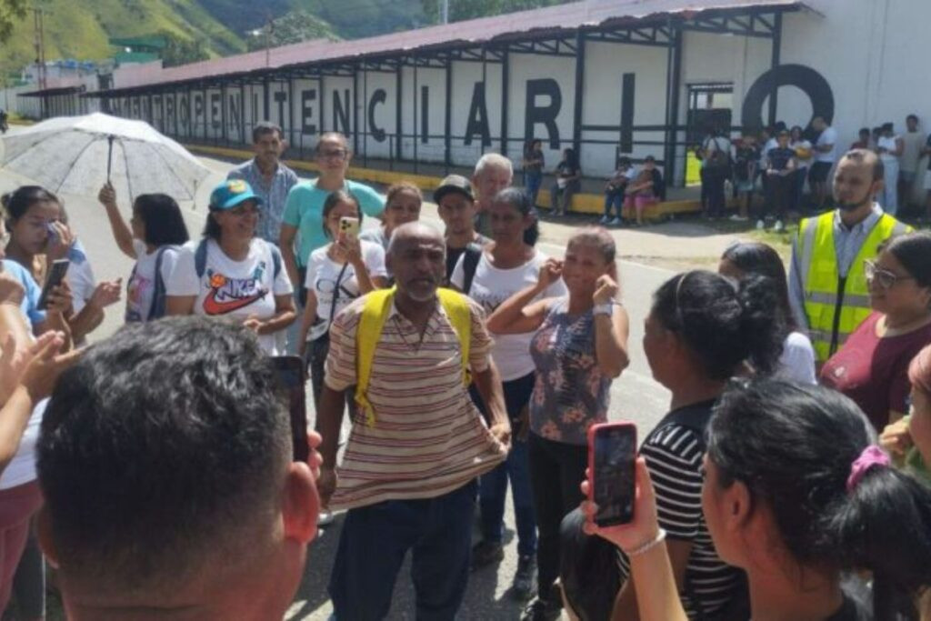 La "lotería" de la libertad: ONG alerta sobre exclusiones en cárceles venezolanas
