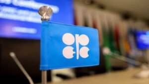 OPEP+ evalúa mantener sin cambios la producción petrolera en marzo