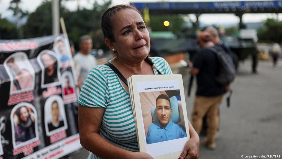 Oposición venezolana cuenta 17 presos políticos liberados – DW – 10/01/2026