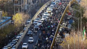 PROTESTAS IRÁN | El malestar toma de nuevo las calles en Irán: 5 claves de las protestas contra el Gobierno y la crisis económica | elperiodico.com