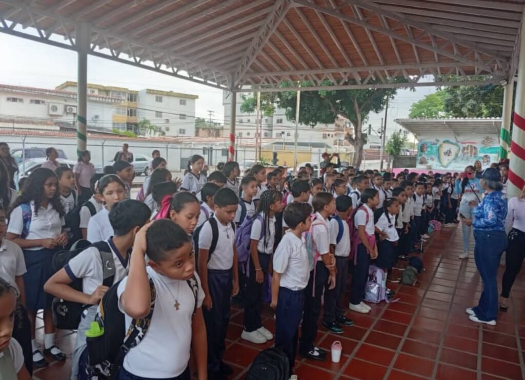 Padres, docentes y estudiantes listos para el segundo momento pedagógico – Diario El Luchador