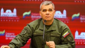Padrino López: Ante la amenaza militar, Venezuela tiene que continuar su camino – Correo del Orinoco