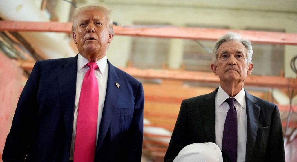 Powell confirma una investigación criminal en su contra y asegura que no cederá con los tipos
