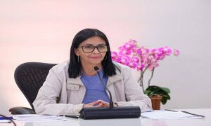 Presidenta (e) llama a fortalecer la unidad absoluta