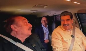 Presidente Maduro y Ramonet constatan la estabilidad social durante recorrido por la capital