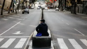 Qué hay detrás de la aparente calma en Caracas tras el ataque de EE.UU. y la captura de Maduro