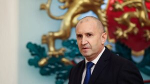 Renunció el presidente de Bulgaria en medio de una grave crisis política y en la antesala de nuevas elecciones