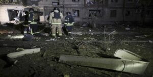 Reportan explosiones en Kiev en medio de alertas aéreas