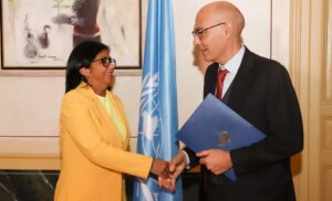 Retórica chavista también cambia hacia el alto comisionado para los DDHH: ¿Qué se busca? 