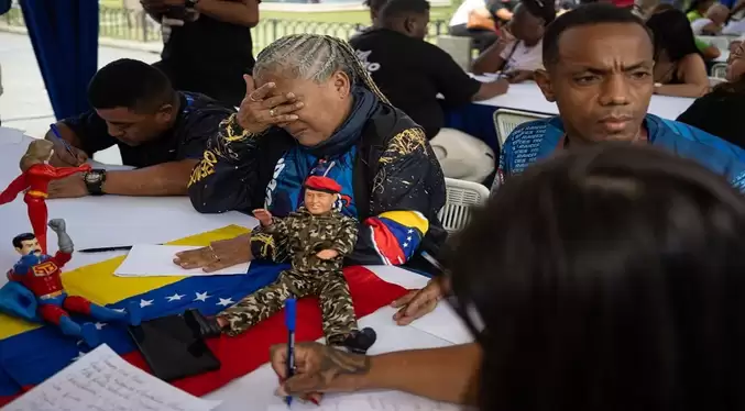 Reúnen cartas para pedir la liberación de Maduro