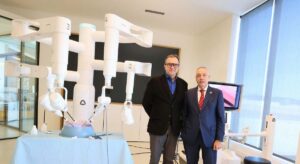 Rob Surgical inaugura una nueva planta de producción en El Prat del Llobregat