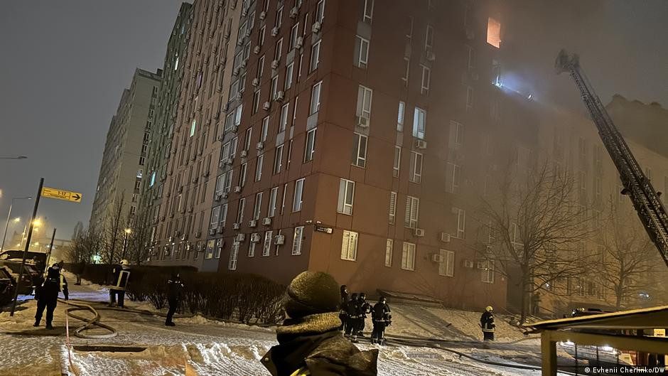 Rusia bombardea Kiev tras rechazar plan europeo – DW – 09/01/2026